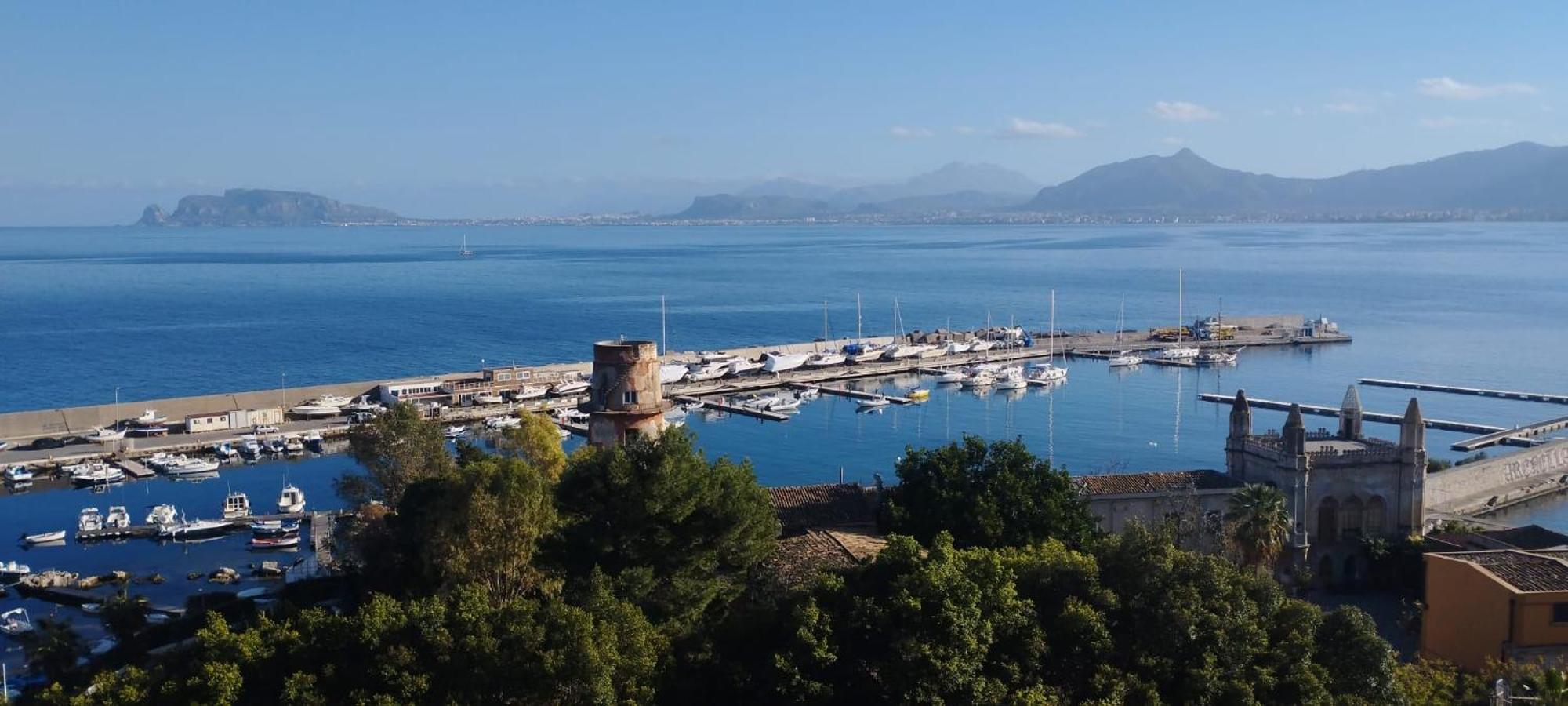 Apartament Rineddahouse Arenella - Vista Mare Panoramica A Palermo Con Parcheggio Privato Zewnętrze zdjęcie