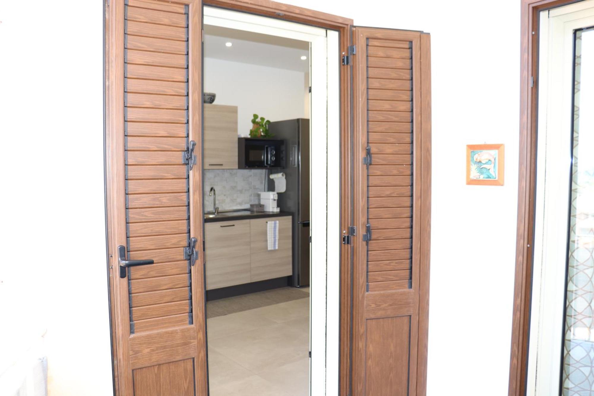 Apartament Rineddahouse Arenella - Vista Mare Panoramica A Palermo Con Parcheggio Privato Zewnętrze zdjęcie